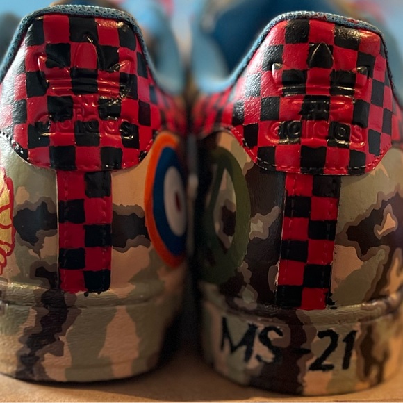 customized hand Painted Mens 9.5 Superstar from Triple White To WW2 inspired - Picture 8 of 10